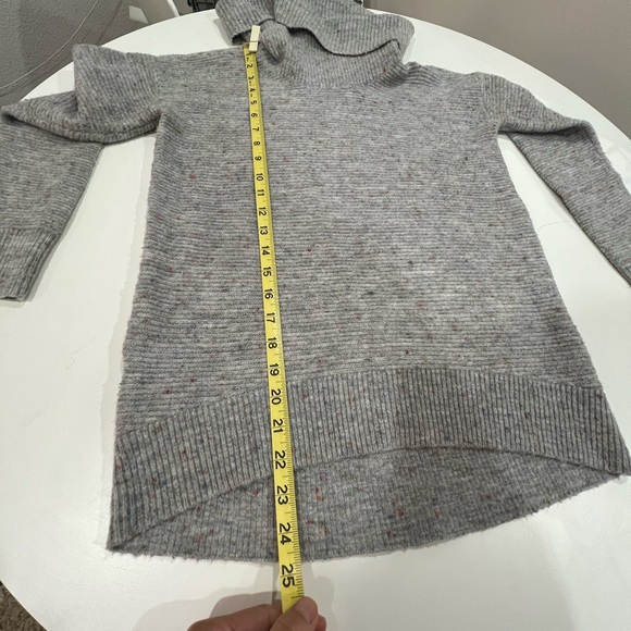 🌿🍁🌱Ann Taylor Loft Cowl Neck Gray Sweater - XSP Petites - Picture 12 of 14